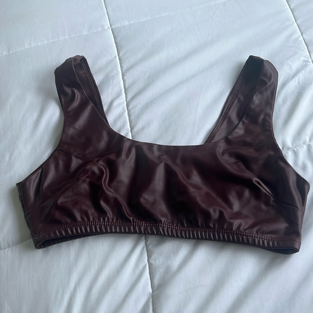 crop top maroon